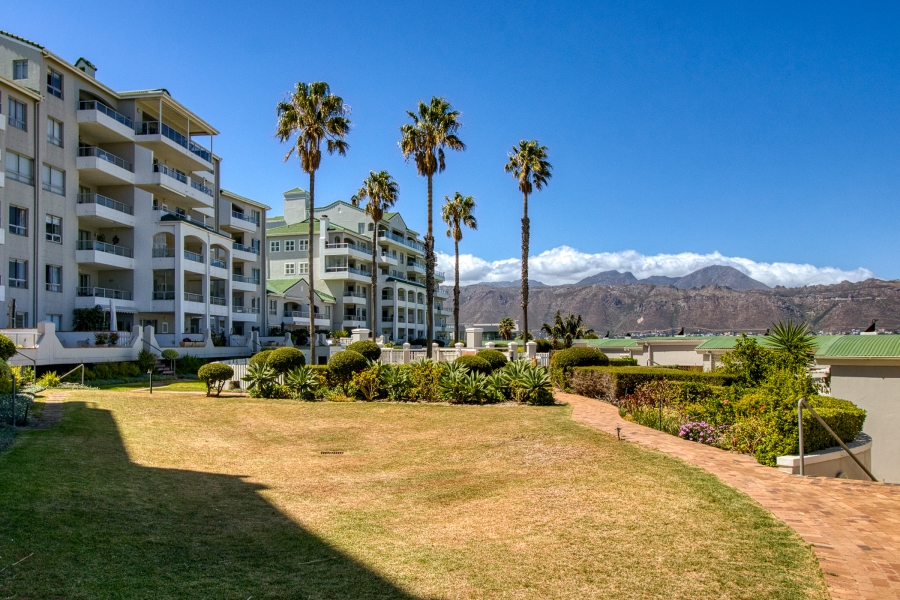 1 Bedroom Property for Sale in Greenways Golf Estate Western Cape
